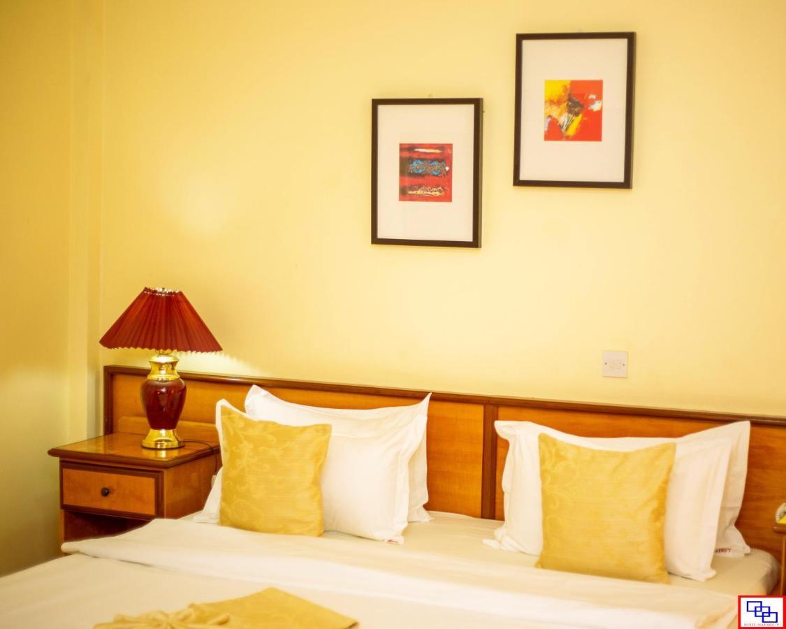 Hotel Marjorie 'Y' Tema Exterior foto